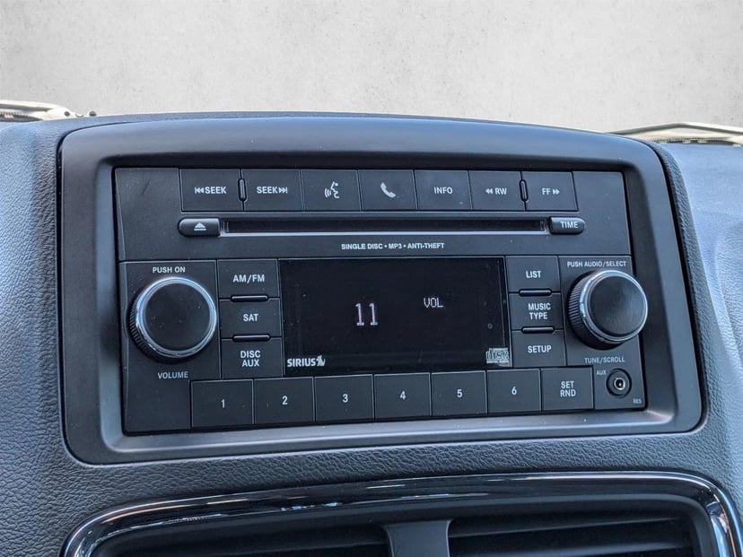 2015 Dodge Grand Caravan - Image 9