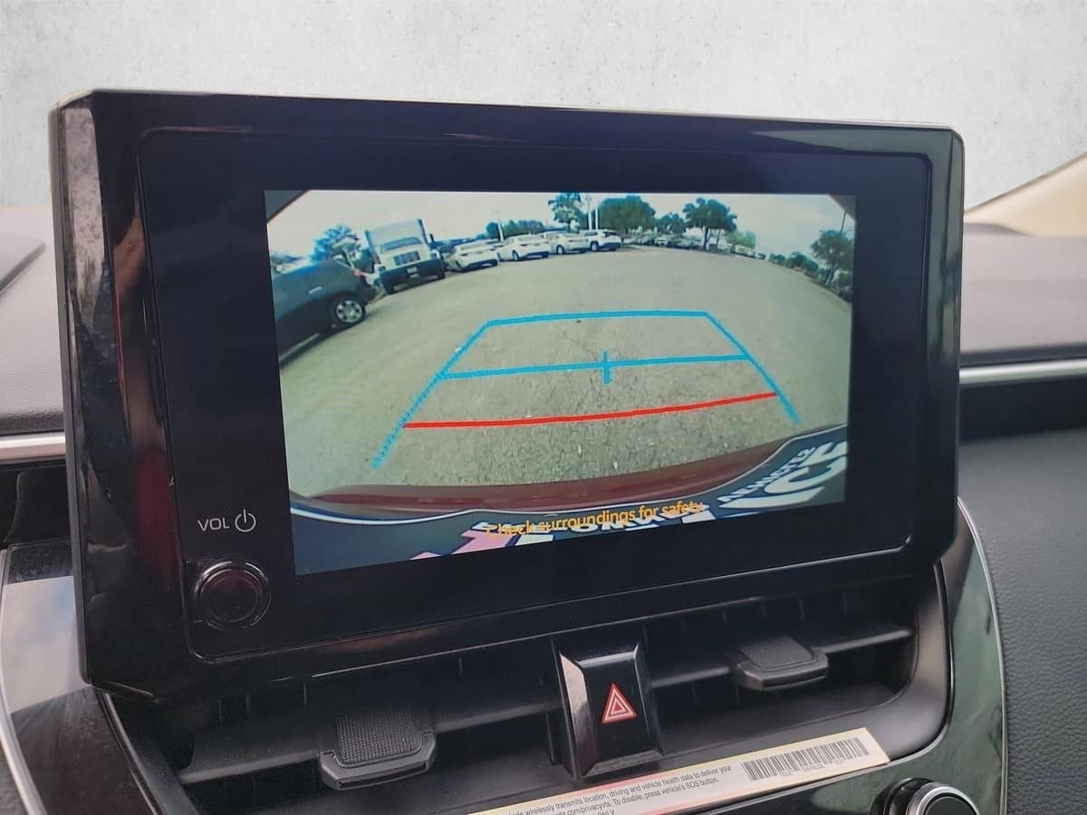 2024 Toyota Corolla - Image 21