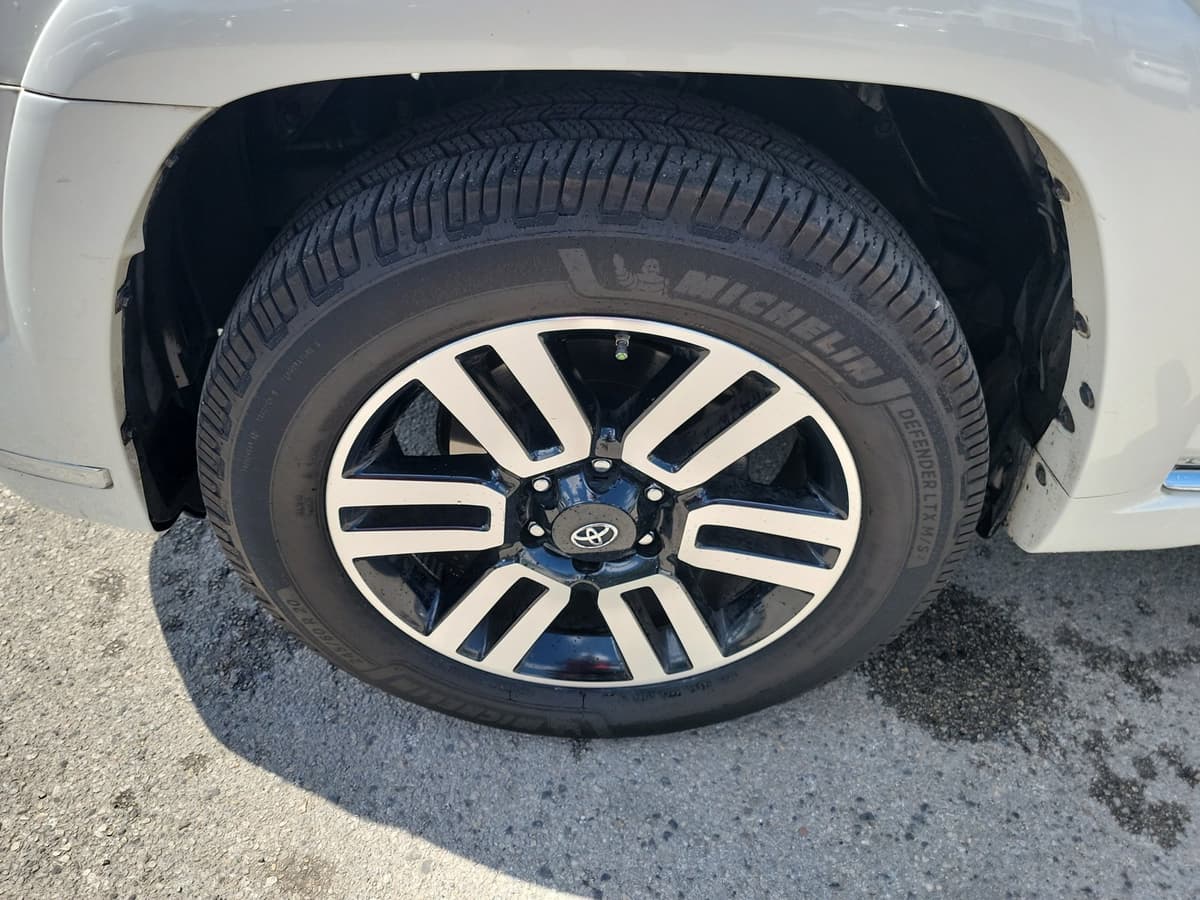 2016 Toyota 4Runner - Image 9