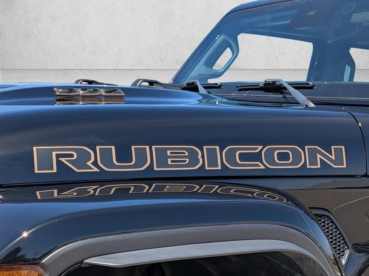 2023 Jeep Wrangler - Image 23