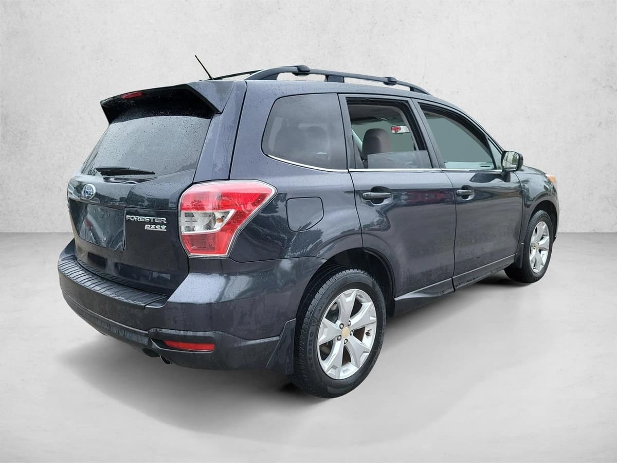 2014 Subaru Forester - Image 5