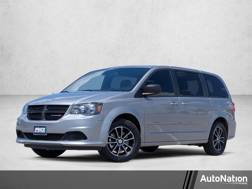2015 Dodge Grand Caravan - Image 2