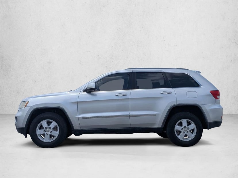 2012 Jeep Grand Cherokee - Image 9