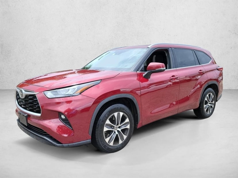 2020 Toyota Highlander - Image 1