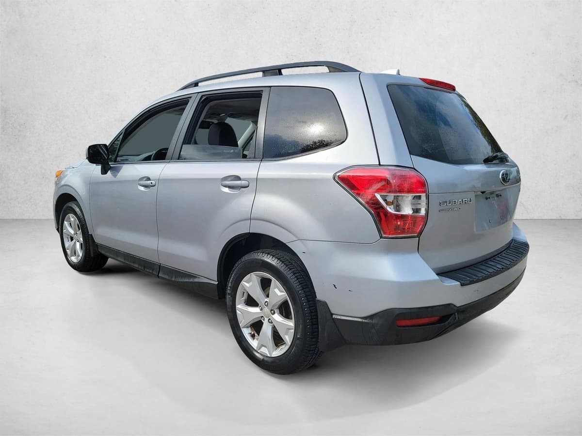 2016 Subaru Forester - Image 7