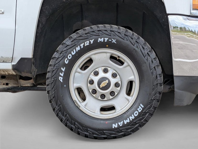 2015 Chevrolet Silverado 2500HD - Image 23