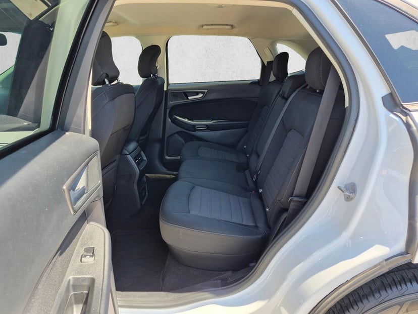 2019 Ford Edge - Image 19