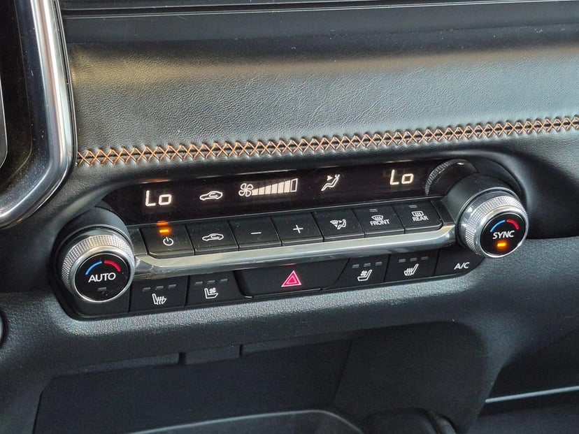 2023 Mazda CX-50 - Image 15