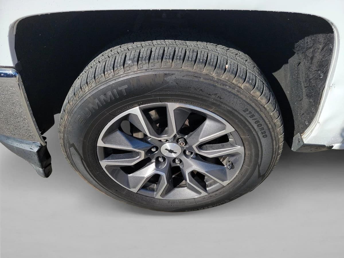 2017 Chevrolet Silverado 1500 - Image 8