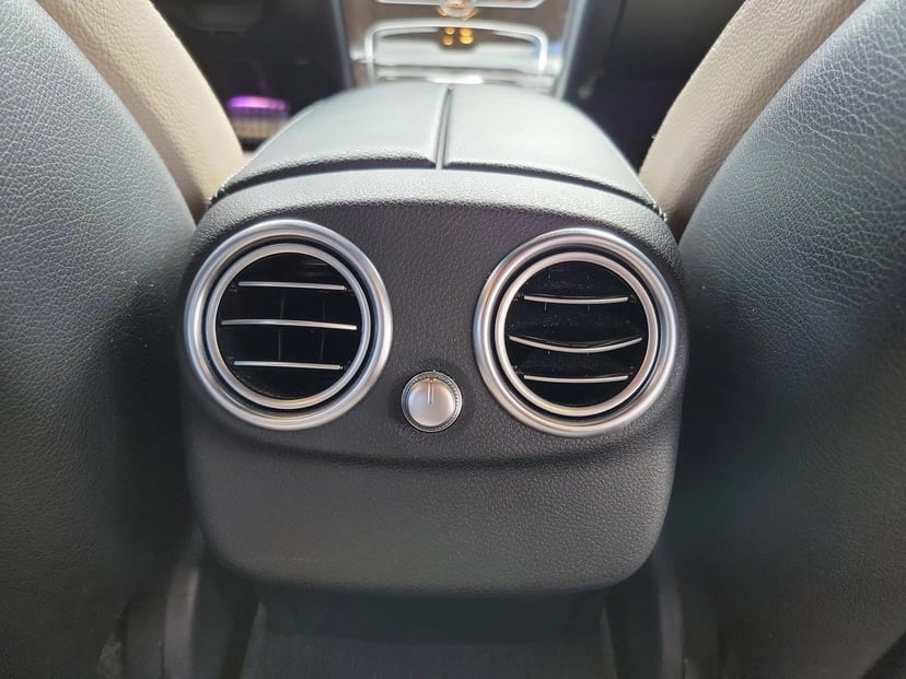 2019 Mercedes-Benz C-Class - Image 17