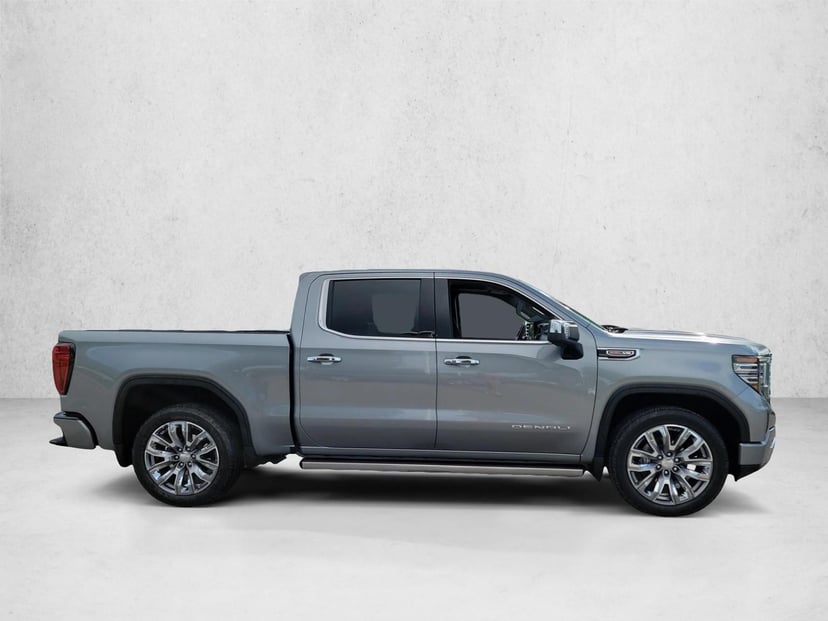 2024 GMC Sierra 1500 - Image 3