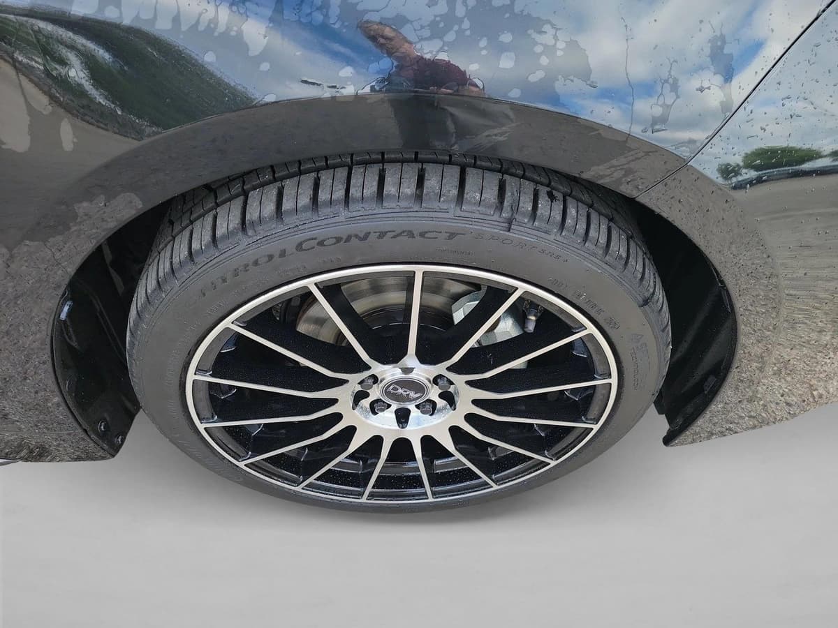 2021 Toyota Corolla - Image 10