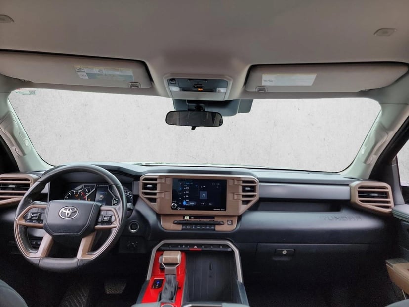 2022 Toyota Tundra - Image 13