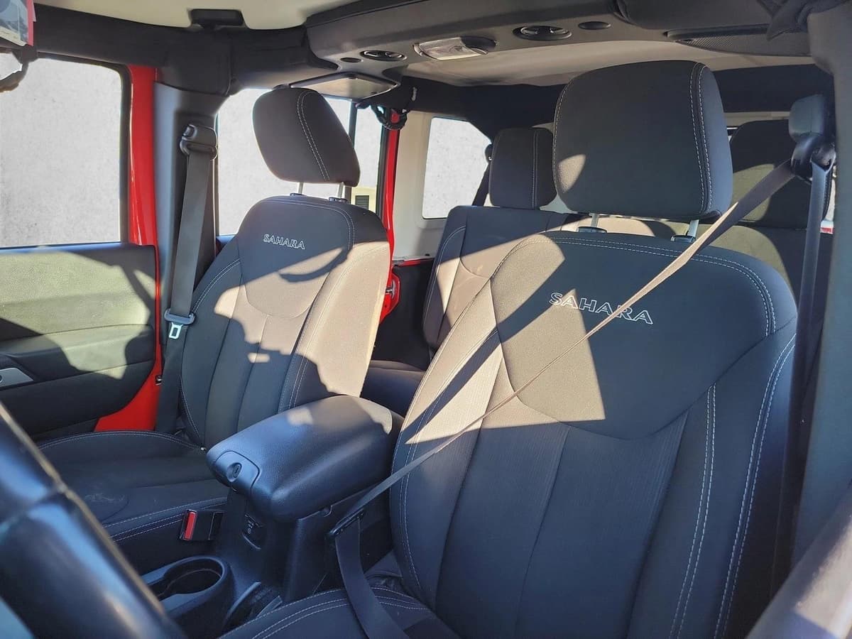 2016 Jeep Wrangler JK Unlimited - Image 13