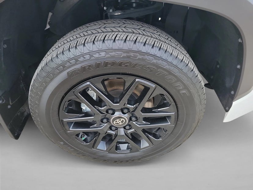 2025 Toyota Tundra i-FORCE MAX - Image 10