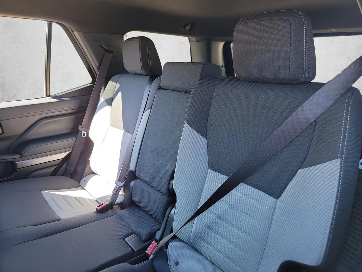 2025 Toyota 4Runner i-FORCE MAX - Image 14