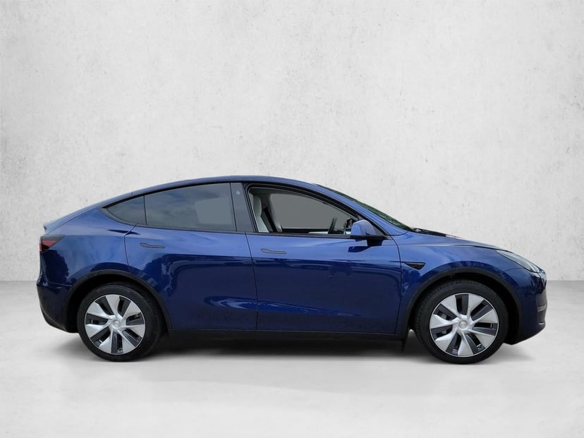 2023 Tesla Model Y - Image 3