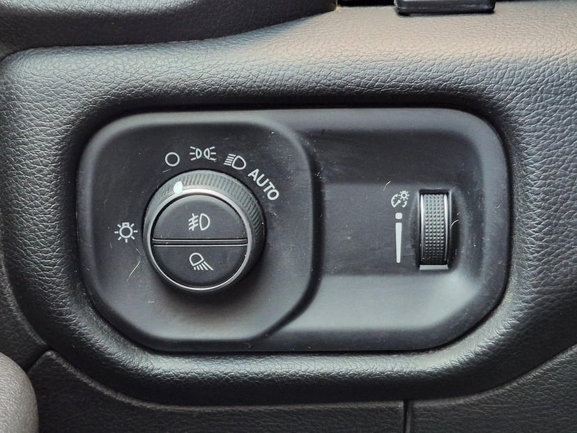2022 Ram 1500 - Image 13