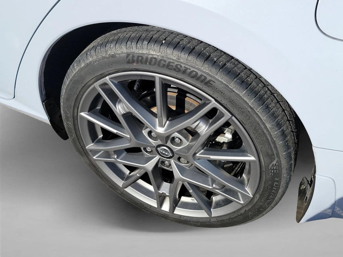 2023 Nissan Altima - Image 12