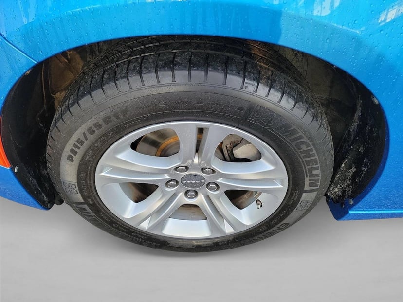 2023 Dodge Charger - Image 8