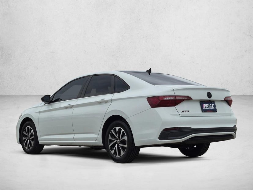2022 Volkswagen Jetta - Image 7