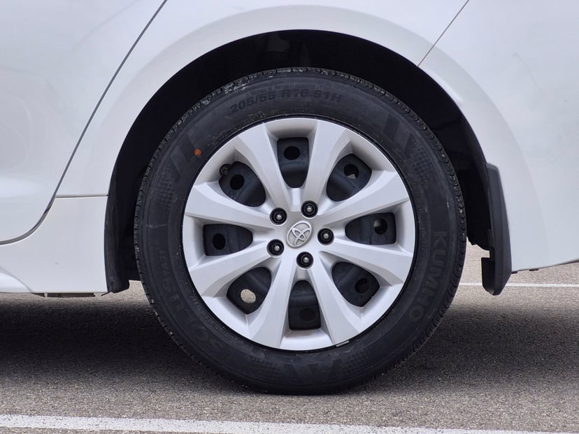 2022 Toyota Corolla - Image 24