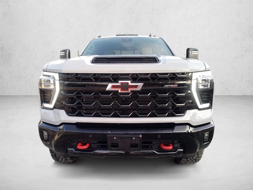 2025 Chevrolet Silverado 2500 HD - Image 2