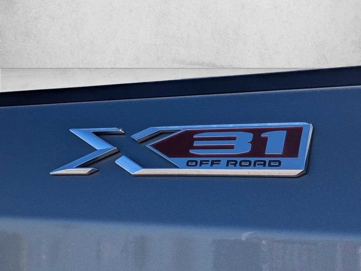 2020 GMC Sierra 1500 - Image 23