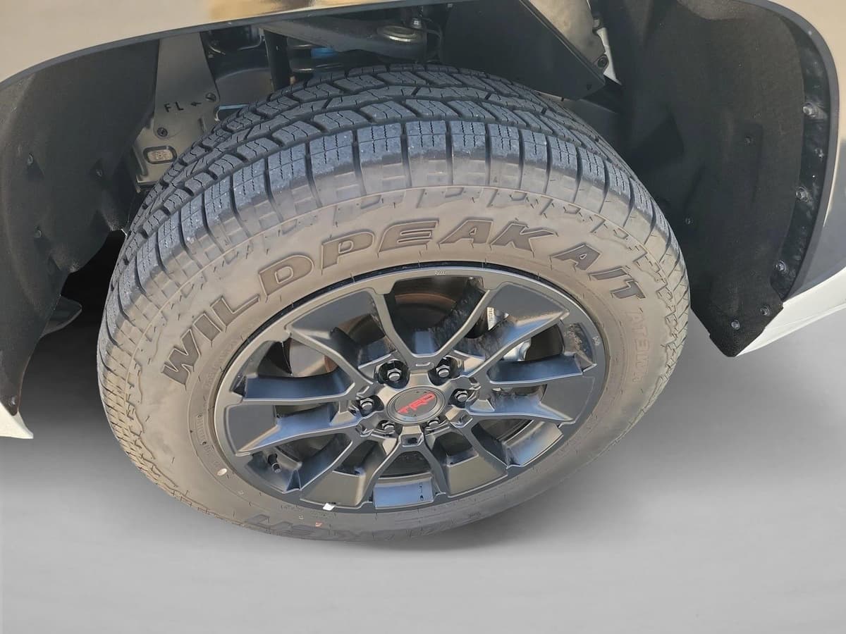 2024 Toyota Tundra - Image 9