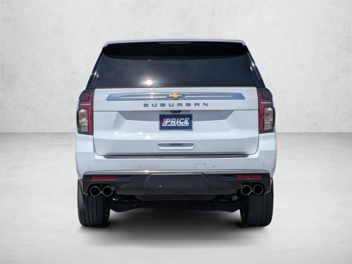2022 Chevrolet Suburban - Image 6
