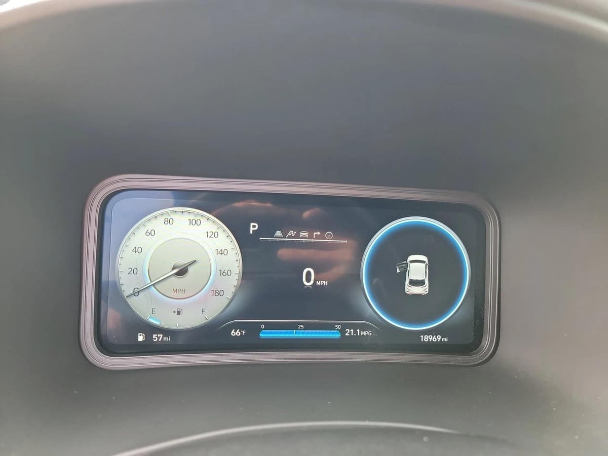 2023 Hyundai Kona N - Image 18