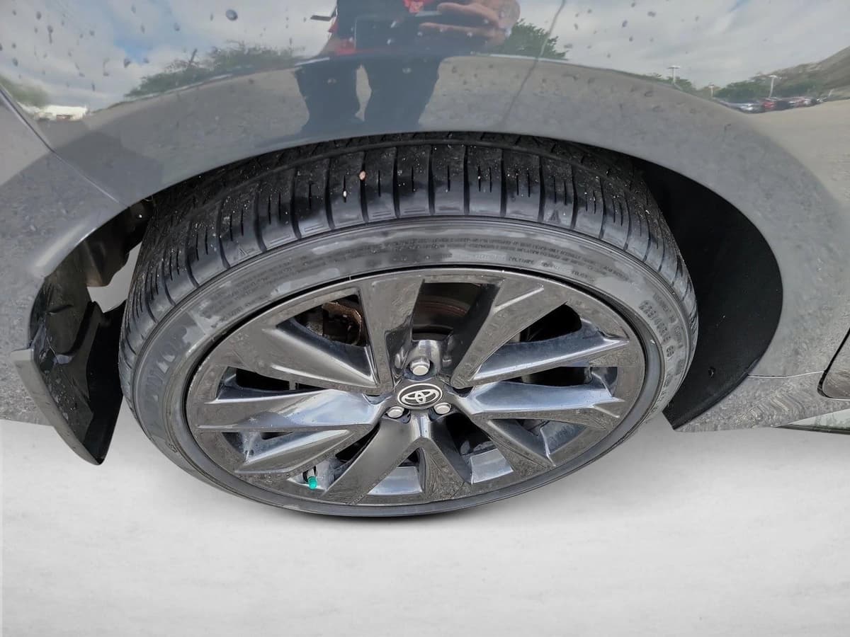 2023 Toyota Corolla - Image 11