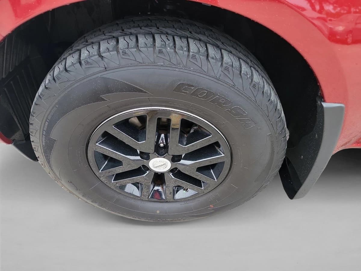 2019 Nissan Frontier - Image 9