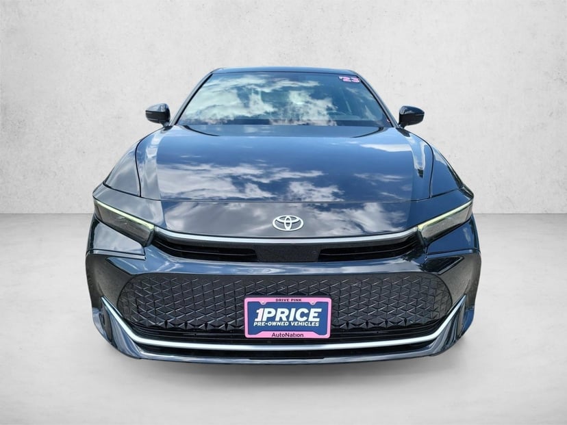 2023 Toyota Crown - Image 2