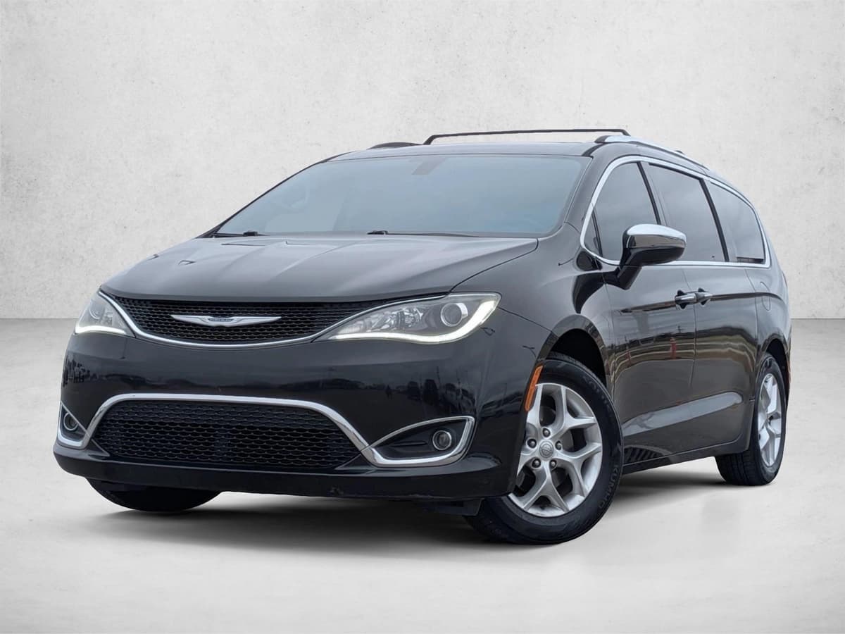 2020 Chrysler Pacifica - Image 1