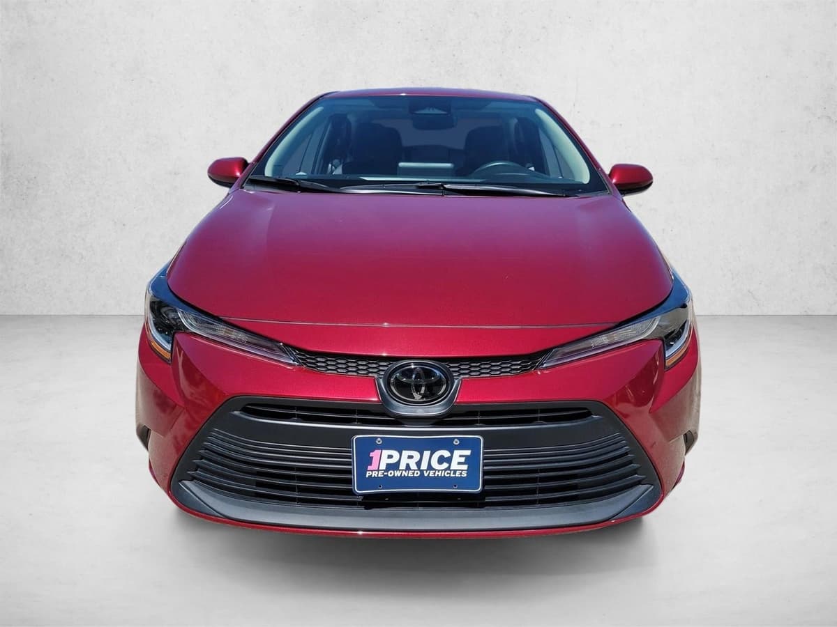 2025 Toyota Corolla - Image 2