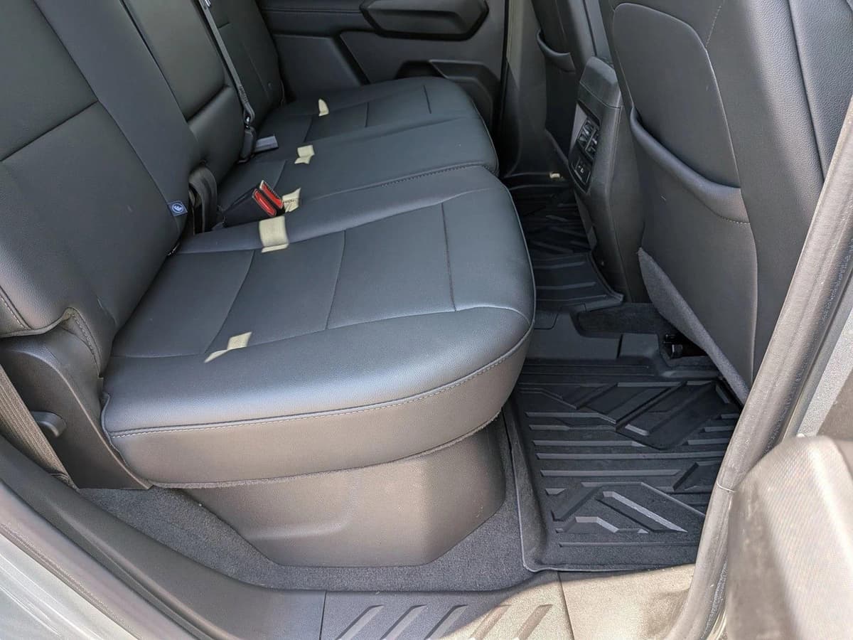 2024 Chevrolet Colorado - Image 20