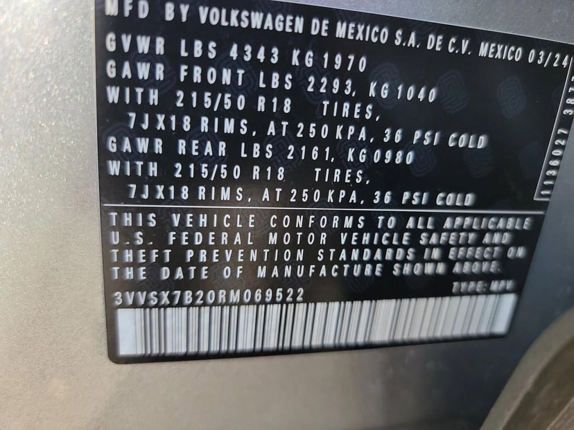 2024 Volkswagen Taos - Image 24