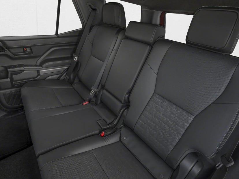 2026 Toyota 4Runner - Image 9