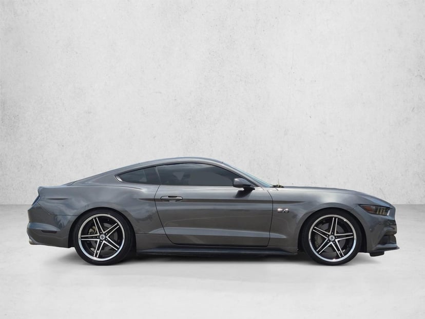 2015 Ford Mustang - Image 3