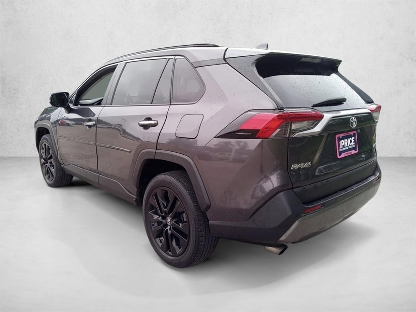 2019 Toyota RAV4 - Image 7