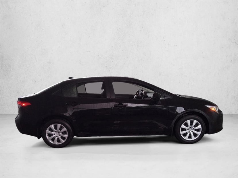 2026 Toyota Corolla Hybrid - Image 4