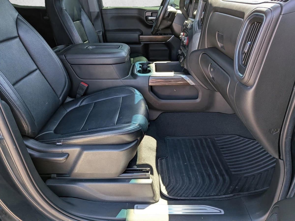 2021 Chevrolet Silverado 1500 - Image 21