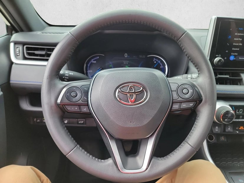 2025 Toyota RAV4 Hybrid - Image 19