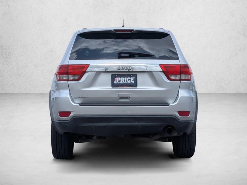 2012 Jeep Grand Cherokee - Image 6