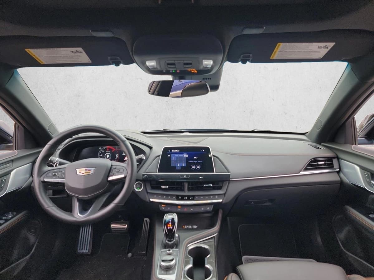 2025 CADILLAC CT4-V - Image 15