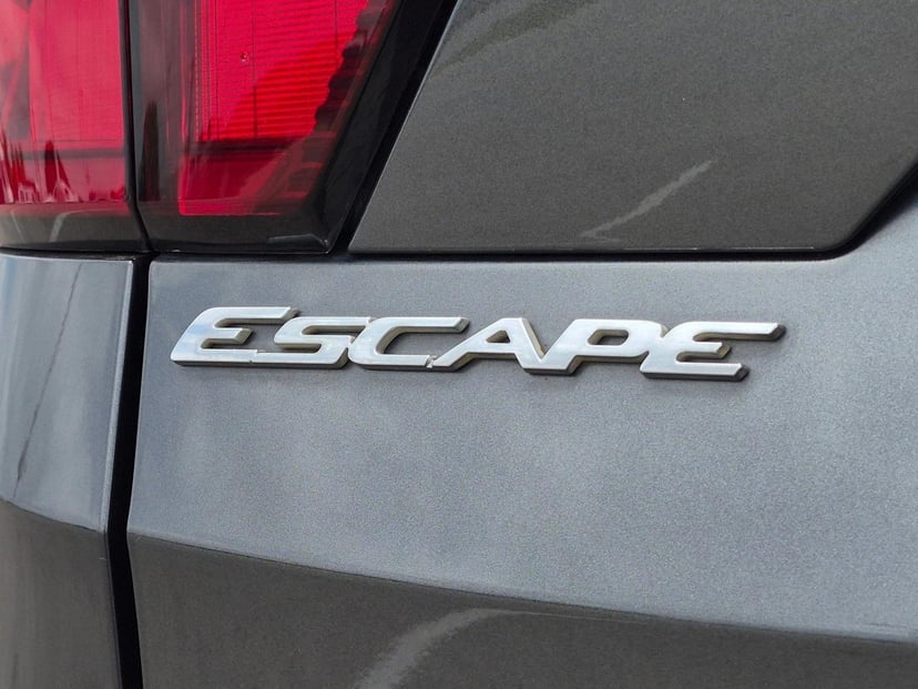 2019 Ford Escape - Image 22