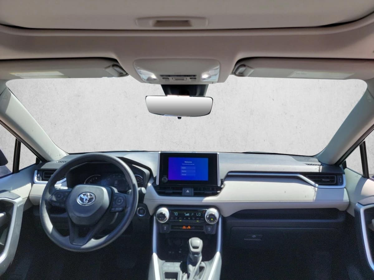 2023 Toyota RAV4 - Image 17