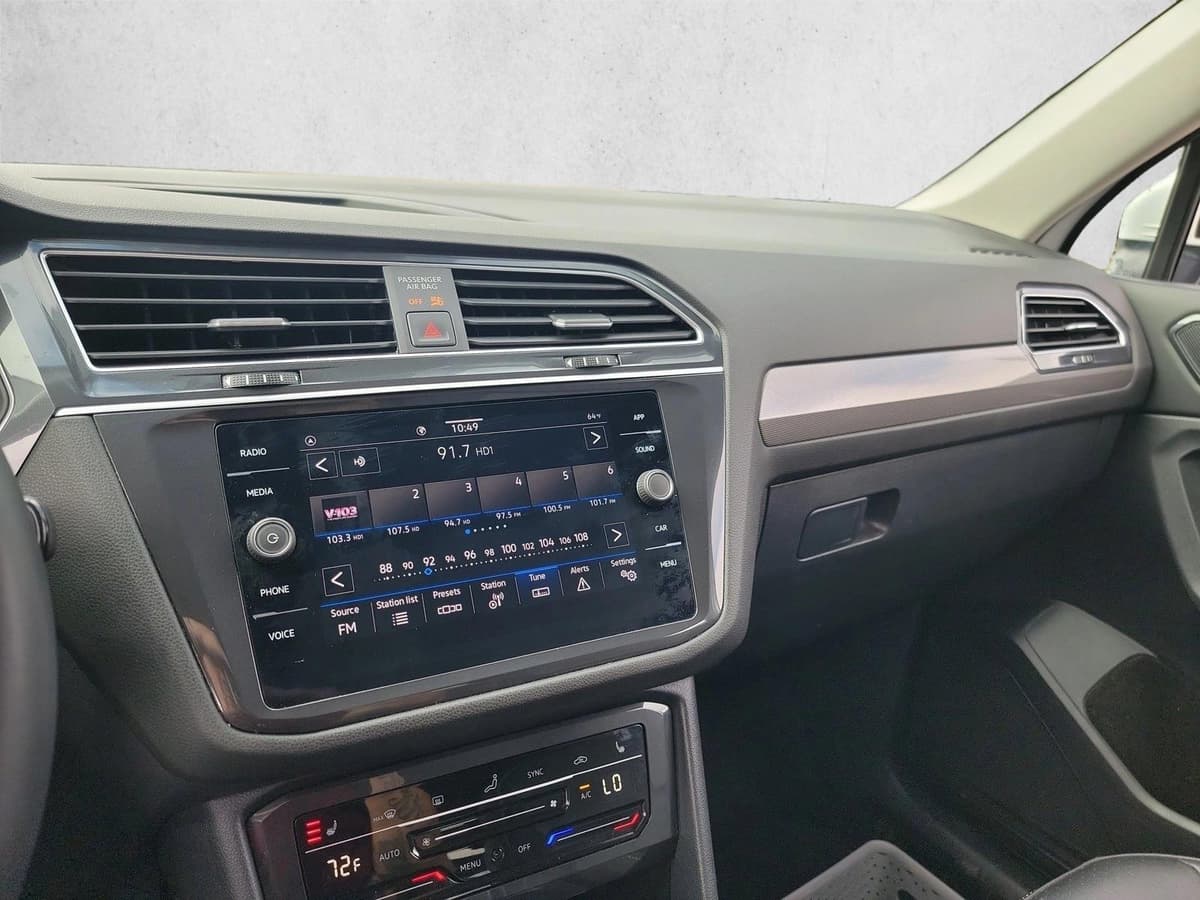 2024 Volkswagen Tiguan - Image 22