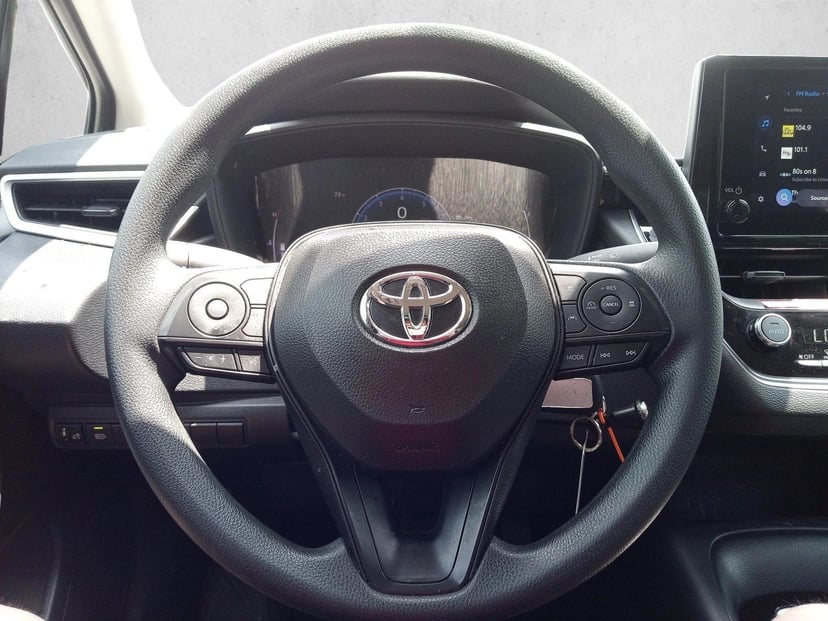 2026 Toyota Corolla - Image 19